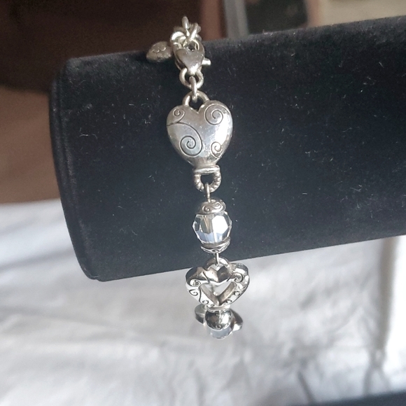 Designer Signed Brighton Hearts Bracelet. - Picture 3 of 11
